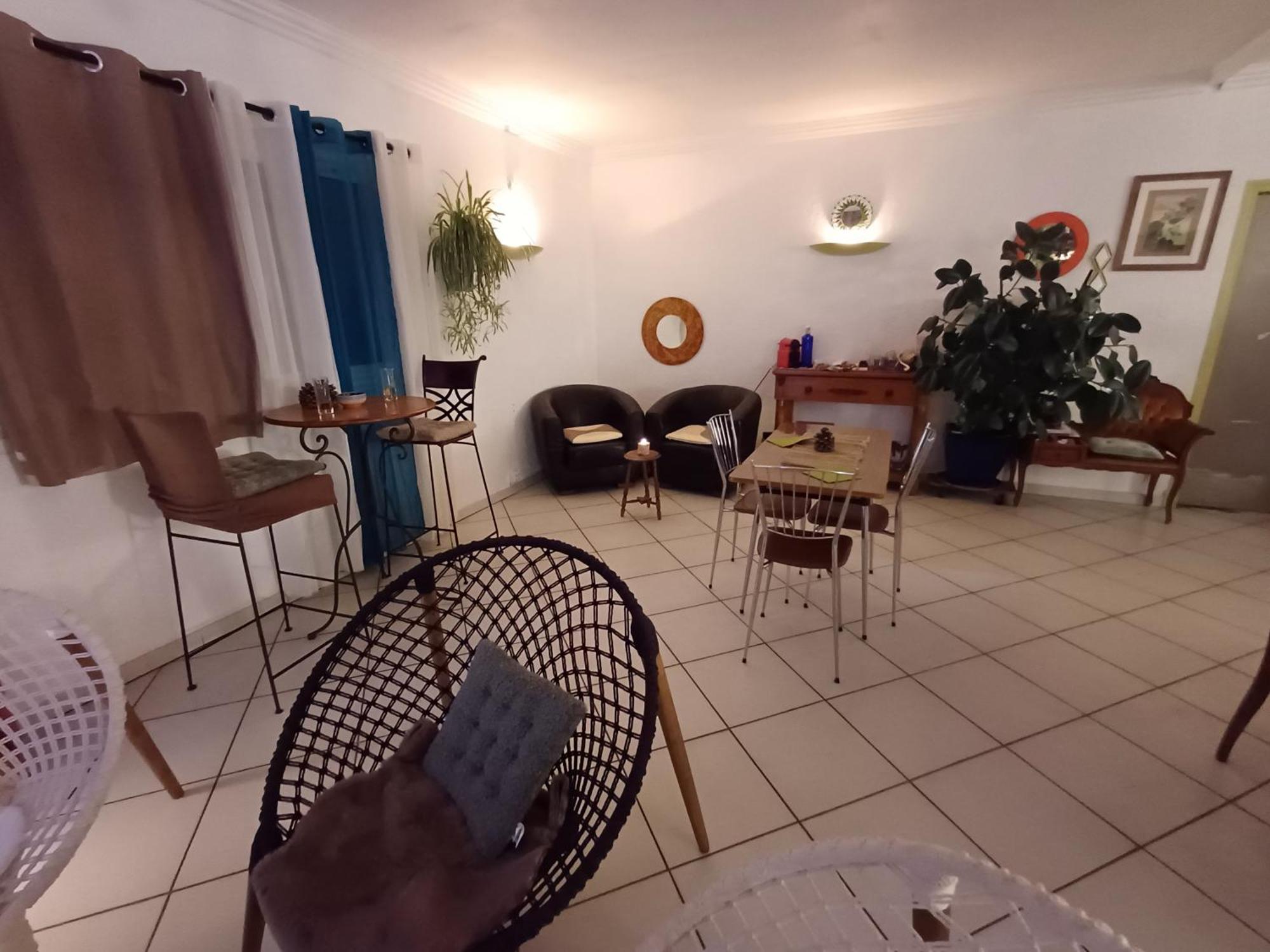 Bel Hotel Restaurant La Gentilhommiere Trèbes Buitenkant foto